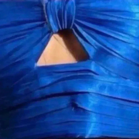 FREE 🆕ZARA Blue Satin Bandeau - Picture 4 of 14